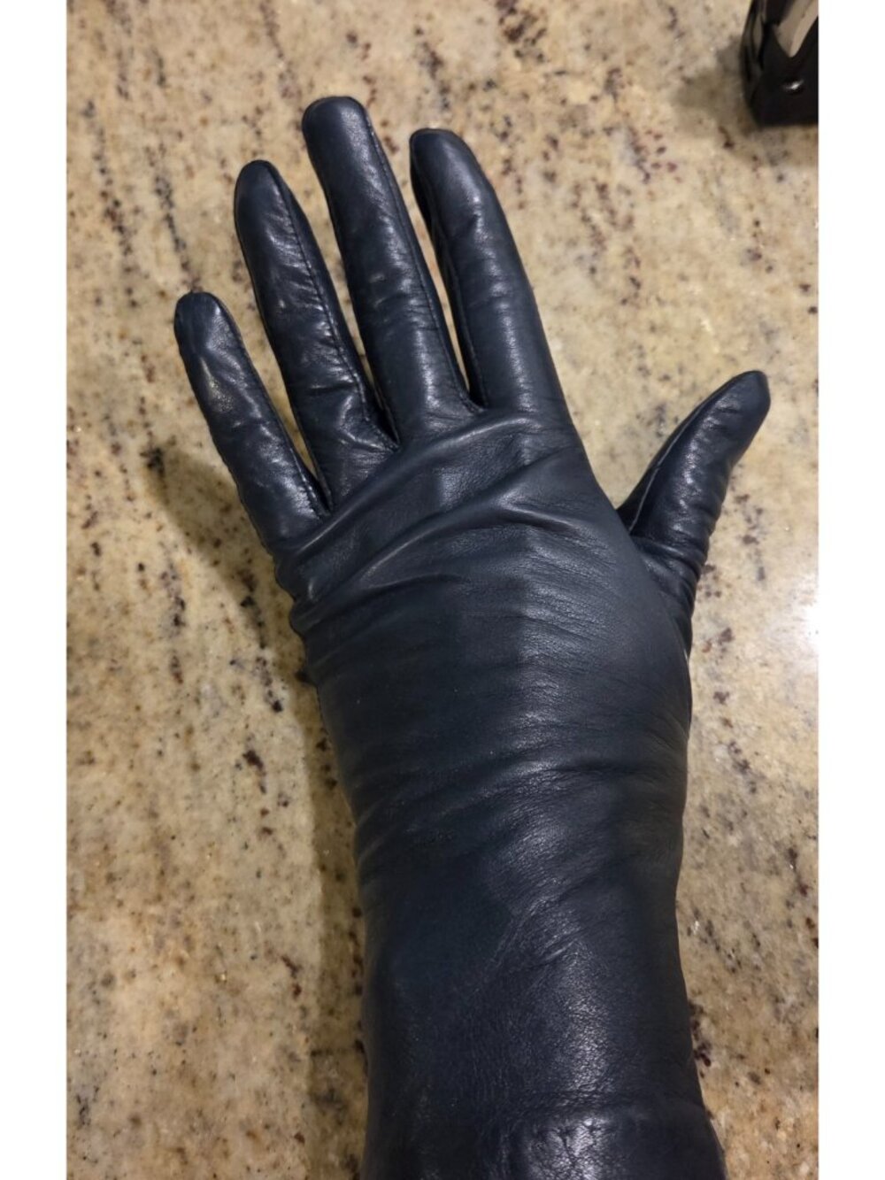 Women's Size S 6.5 Blue Soft Leather Silk Lined Gloves Aris